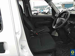 DAIHATSU HIJET VAN 2018