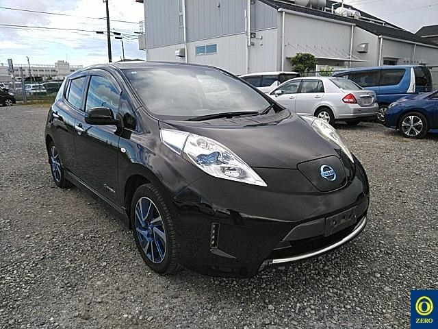 NISSAN LEAF 2015