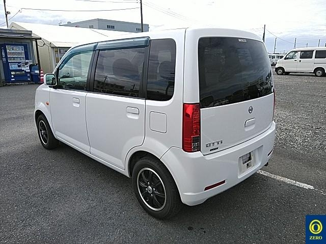 NISSAN OTTI 2008