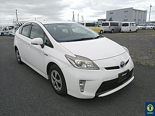 TOYOTA PRIUS 2013