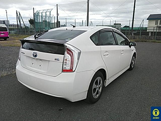 TOYOTA PRIUS 2013