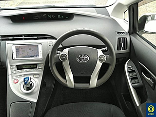 TOYOTA PRIUS 2013