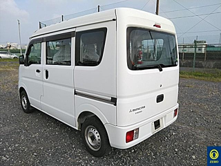 MITSUBISHI MINICAB VAN 2015