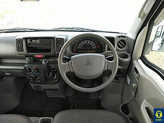 MITSUBISHI MINICAB VAN 2015