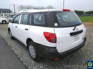 NISSAN AD 2013