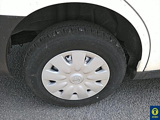 NISSAN AD 2013