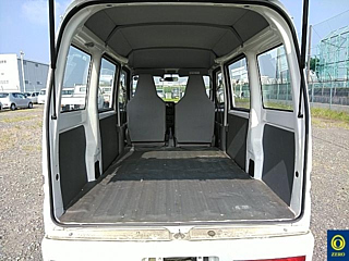NISSAN CLIPPER VAN 2013