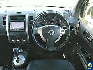 NISSAN X-TRAIL 2013
