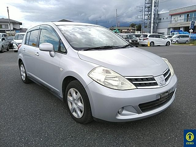 NISSAN TIIDA 2009