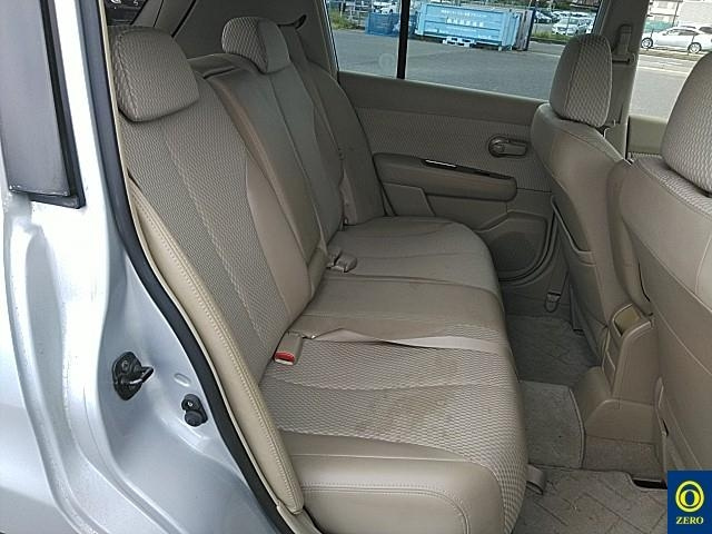 NISSAN TIIDA 2009