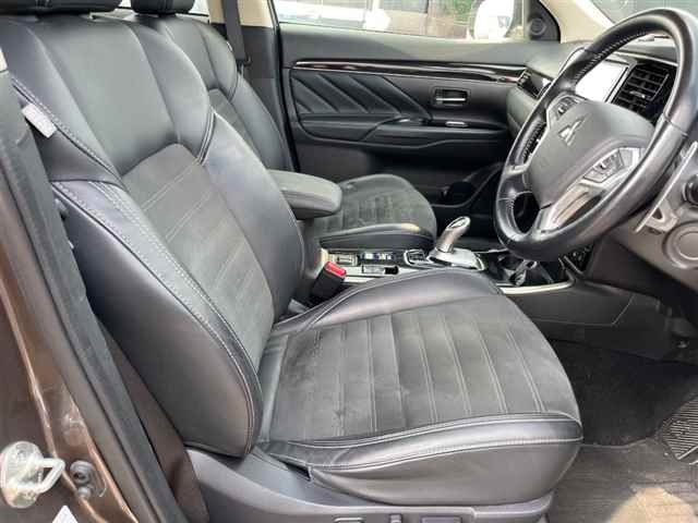 MITSUBISHI OUTLANDER PHEV 2020