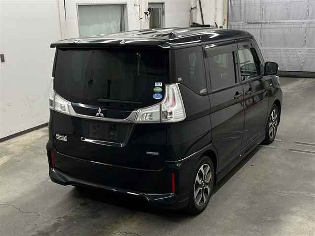 MITSUBISHI DELICA D2 2017