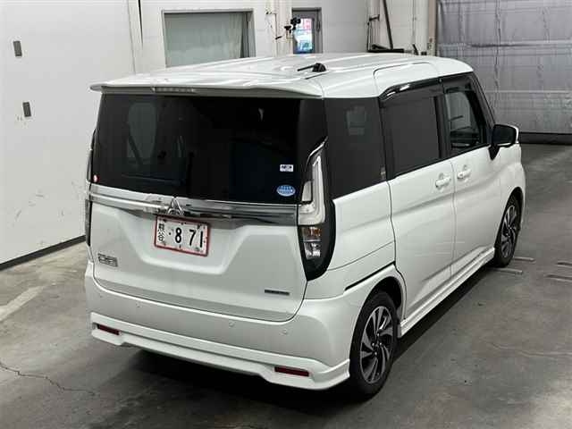 MITSUBISHI DELICA D2 2021
