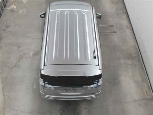 MITSUBISHI DELICA D2 2017