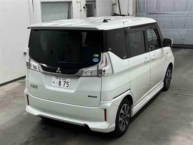 MITSUBISHI DELICA D2 2018