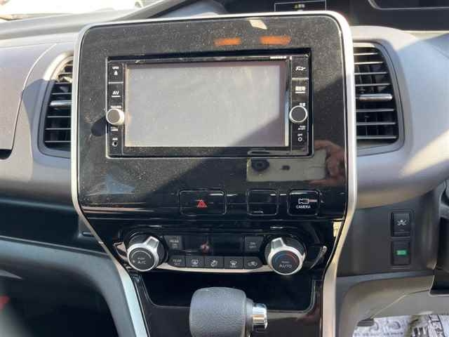 NISSAN SERENA 2018
