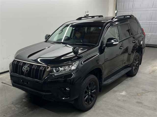 TOYOTA LAND CRUISER PRADO 2022