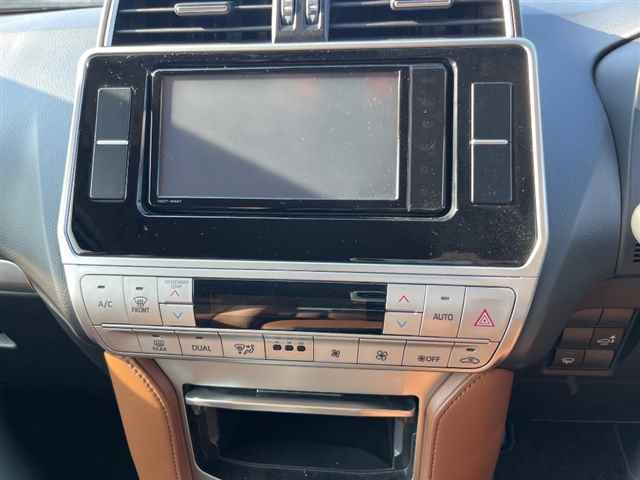 TOYOTA LAND CRUISER PRADO 2022