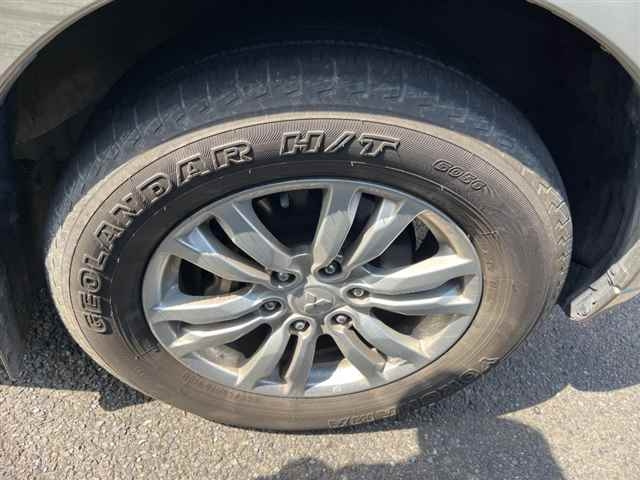 MITSUBISHI PAJERO 2014