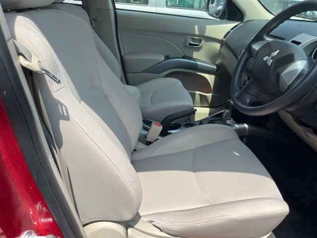 MITSUBISHI OUTLANDER 2009