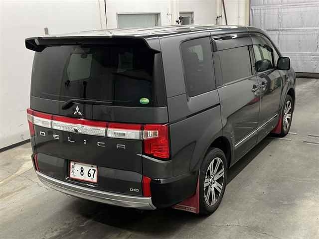 MITSUBISHI DELICA D5 2021