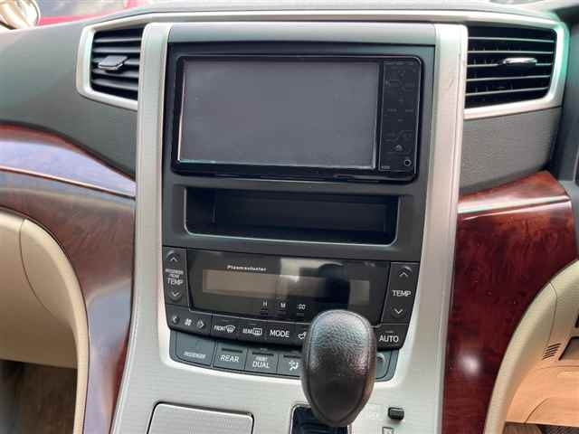 TOYOTA VELLFIRE 2008