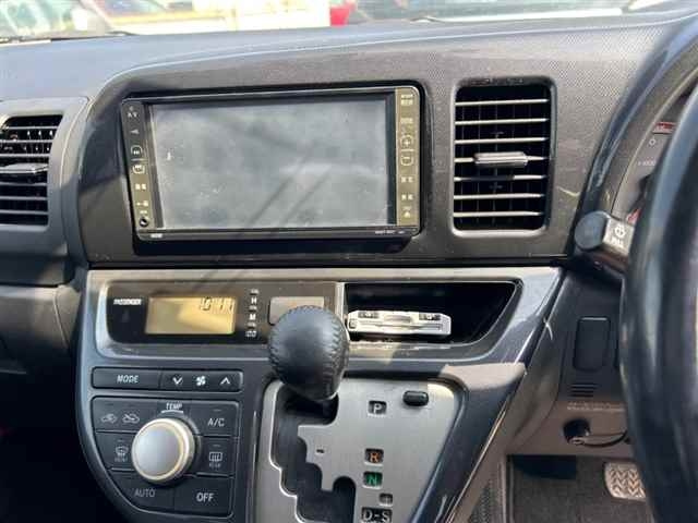 TOYOTA WISH 2008