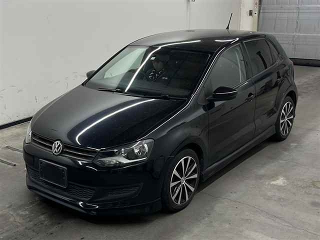 VOLKSWAGEN POLO 2010