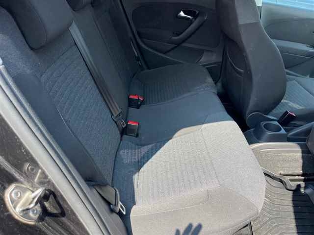 VOLKSWAGEN POLO 2010