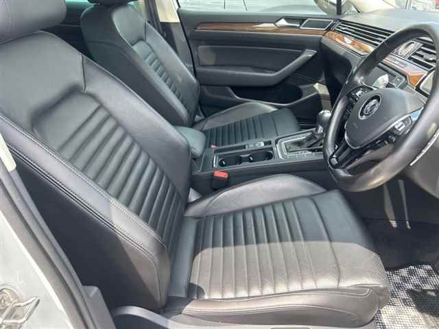 VOLKSWAGEN PASSAT VARIANT 2017