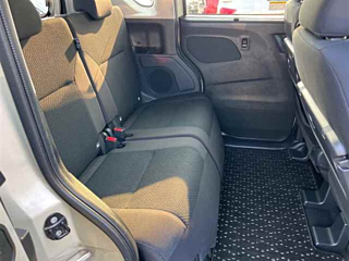 NISSAN ROOX 2025