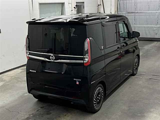NISSAN ROOX 2024