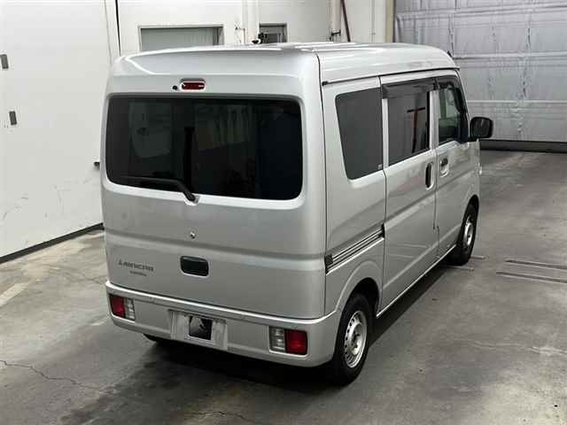 MITSUBISHI MINICAB VAN 2022