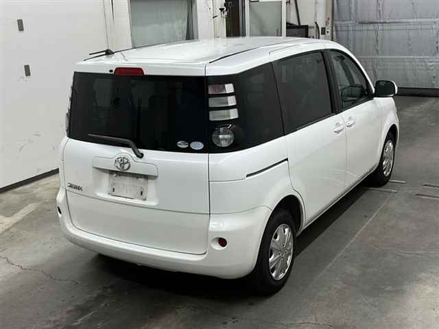 TOYOTA SIENTA 2008