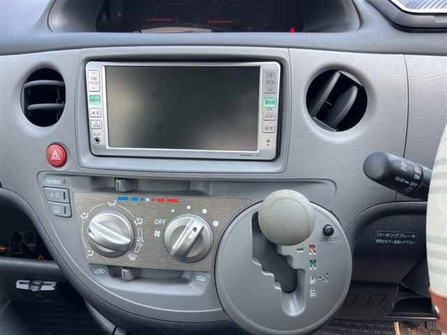 TOYOTA SIENTA 2008