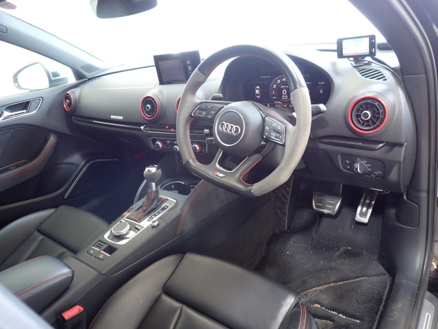AUDI RS3 2018
