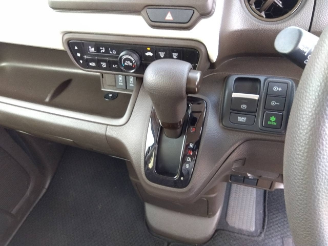 HONDA N BOX 2022