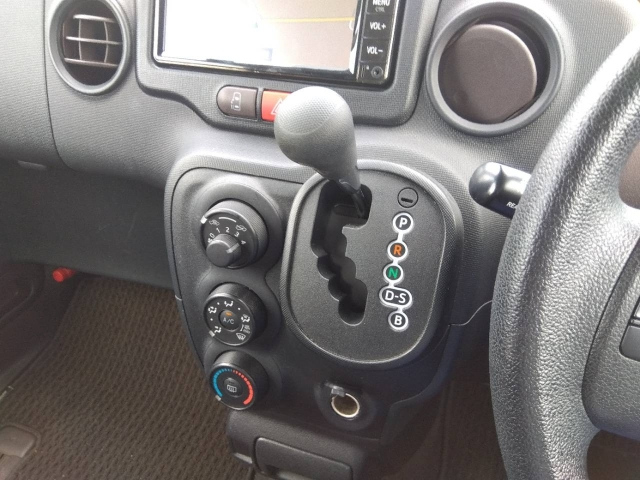 TOYOTA SPADE 2020