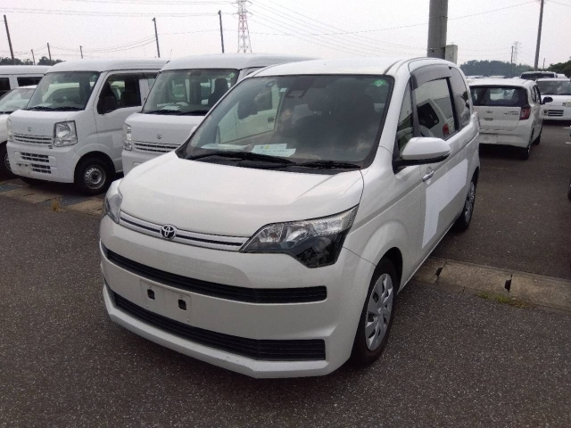 TOYOTA SPADE 2020