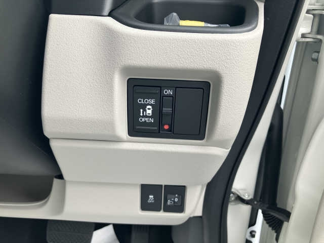 HONDA N BOX 2025