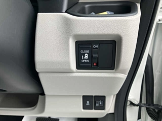 HONDA N BOX 2025