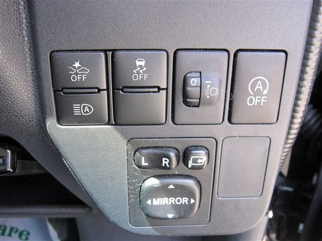 TOYOTA PIXIS VAN 2020