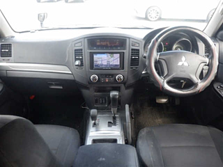 MITSUBISHI PAJERO 2011
