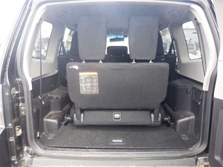 MITSUBISHI PAJERO 2011