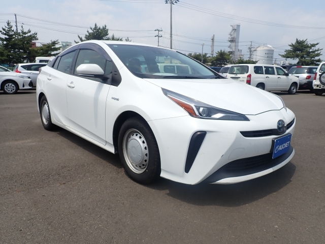 TOYOTA PRIUS 2019