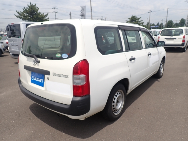 TOYOTA PROBOX 2017