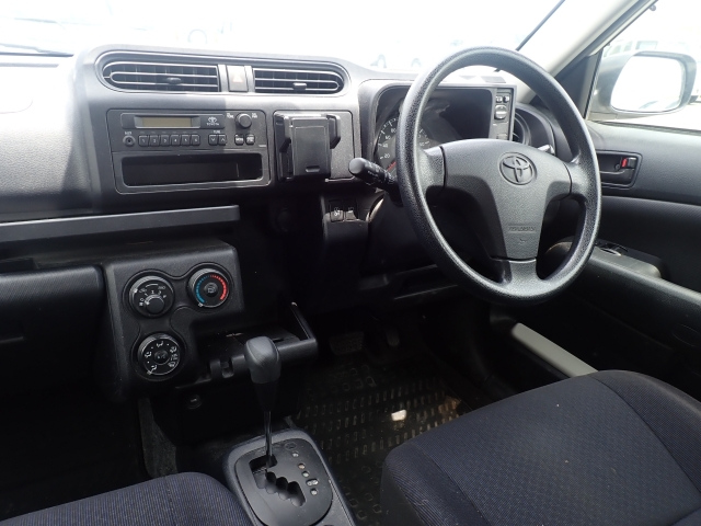 TOYOTA PROBOX 2017