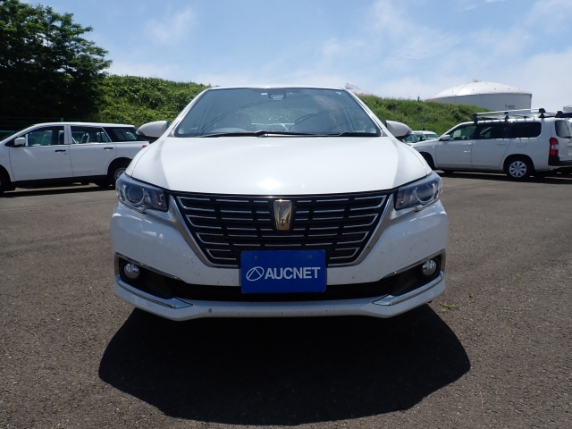 TOYOTA PREMIO 2020