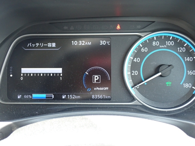 NISSAN LEAF 2018