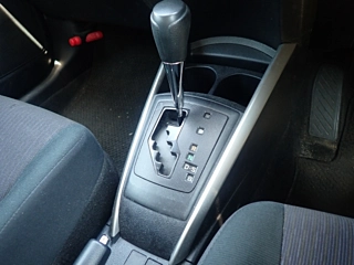 TOYOTA COROLLA FIELDER 2016